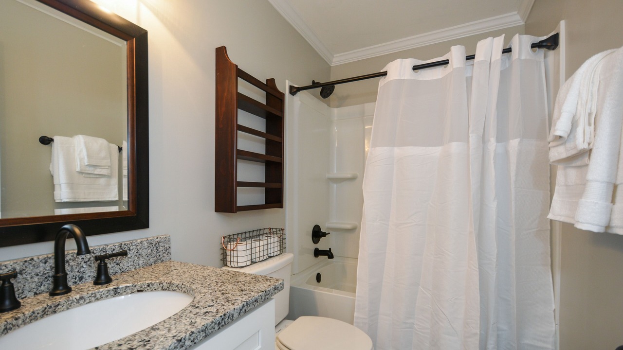 Photo of Bathroom in Waleska