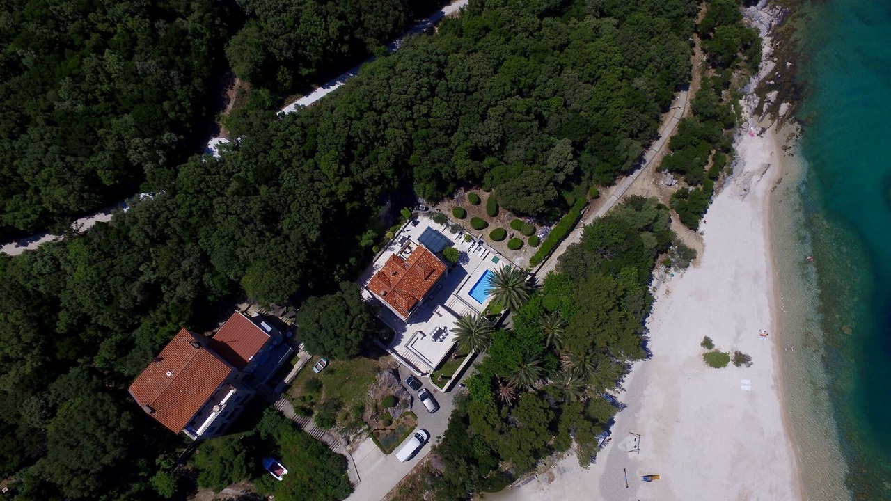 Photo of Outdoor in Babin Kuk