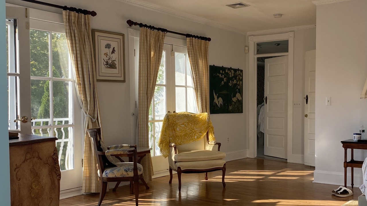 Photo of Livingroom in Spring Lake