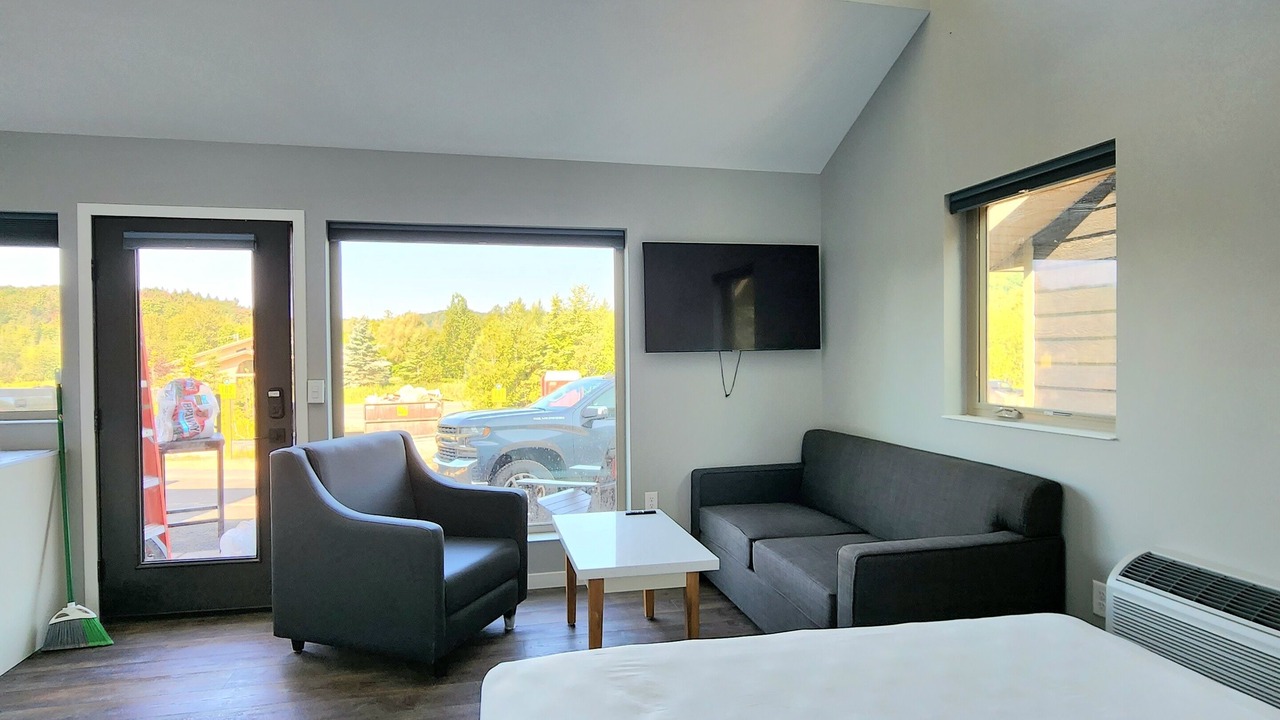 Photo of Bedroom in Munising