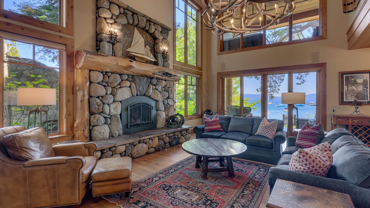 Photo of Livingroom in Homewood