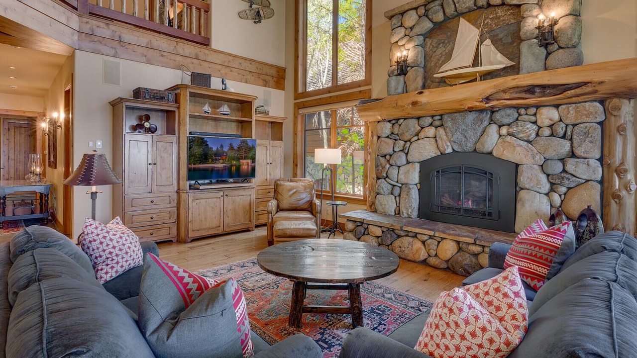 Photo of Livingroom in Homewood