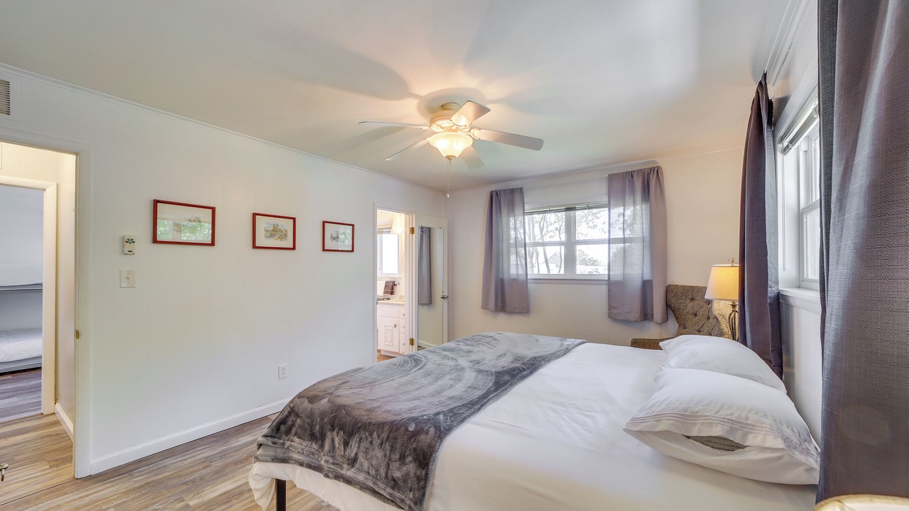 Photo of Bedroom in Checotah
