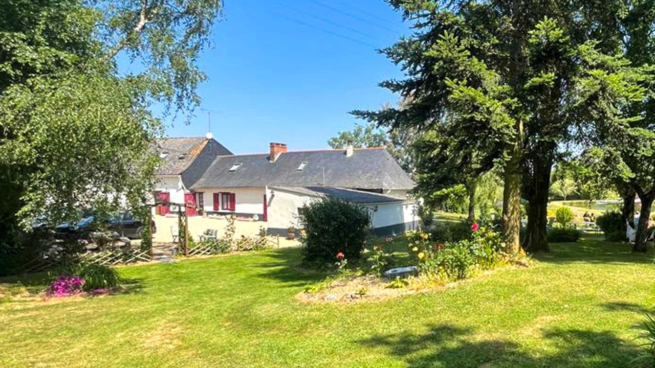 Photo of Outdoor in Gruge-l'Hopital