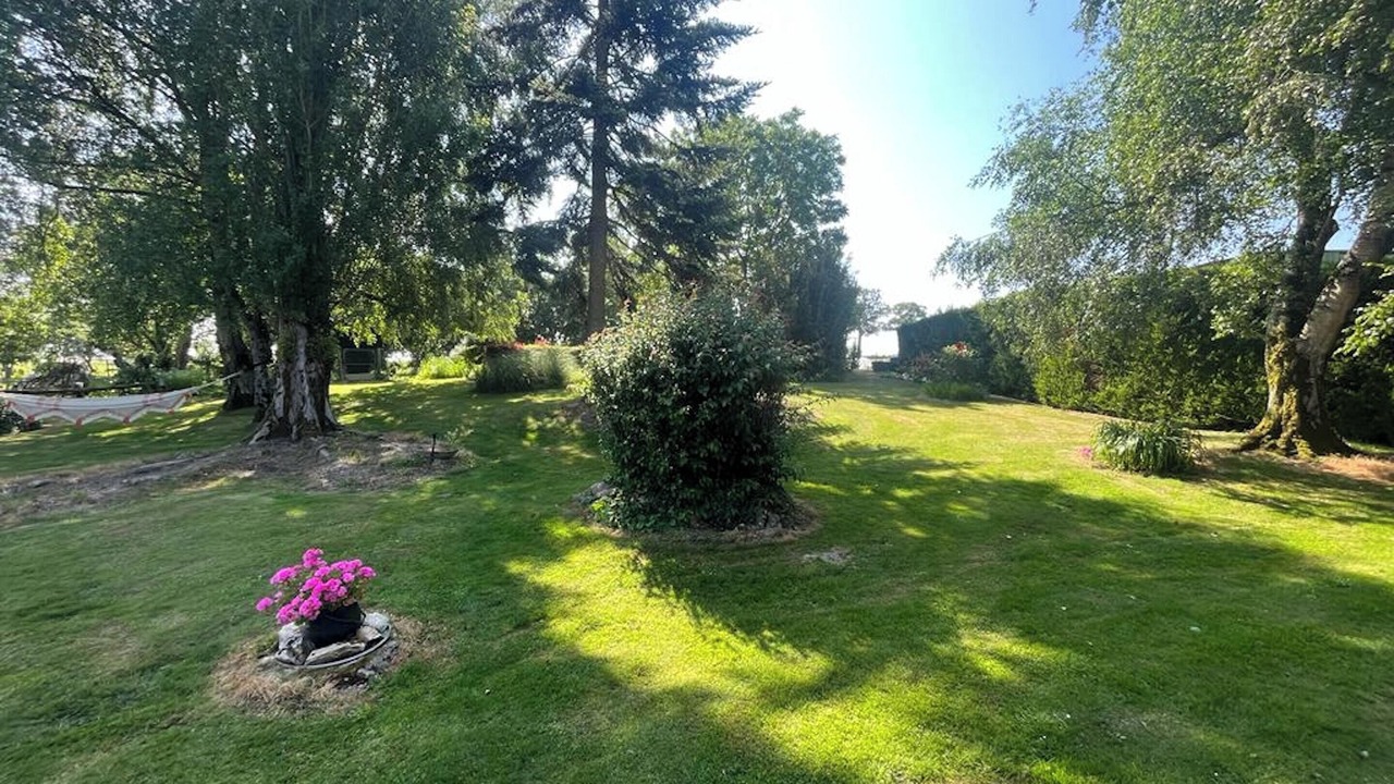 Photo of Outdoor in Gruge-l'Hopital