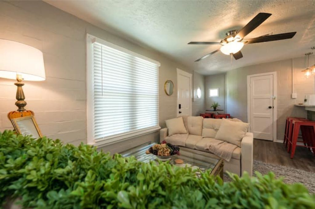 Photo of Livingroom in Denton