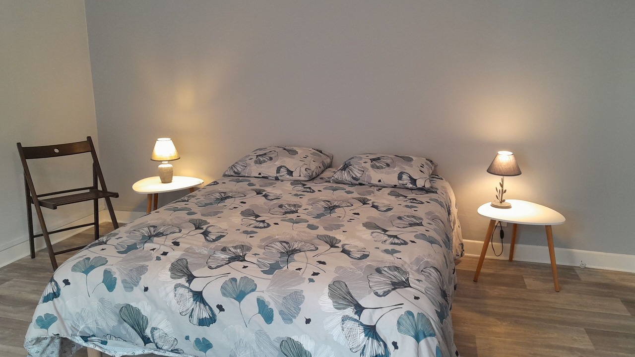 Photo of Bedroom in Sarrancolin
