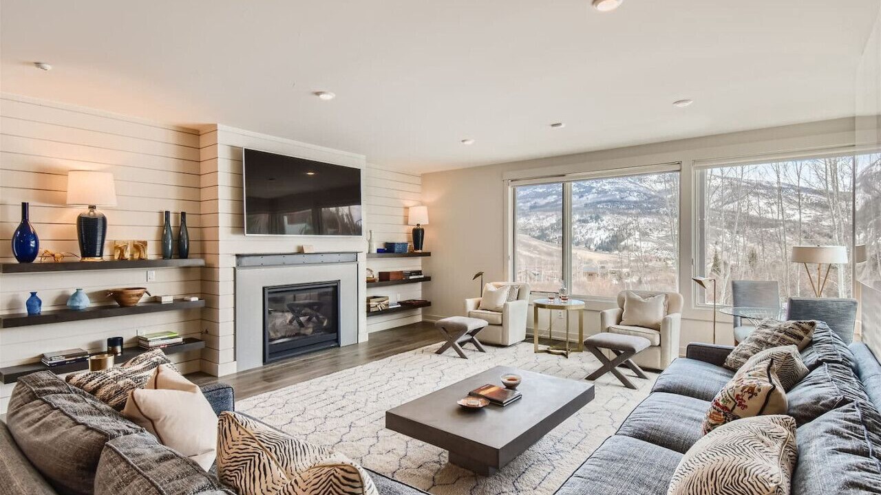 Photo of Livingroom in Silverthorne