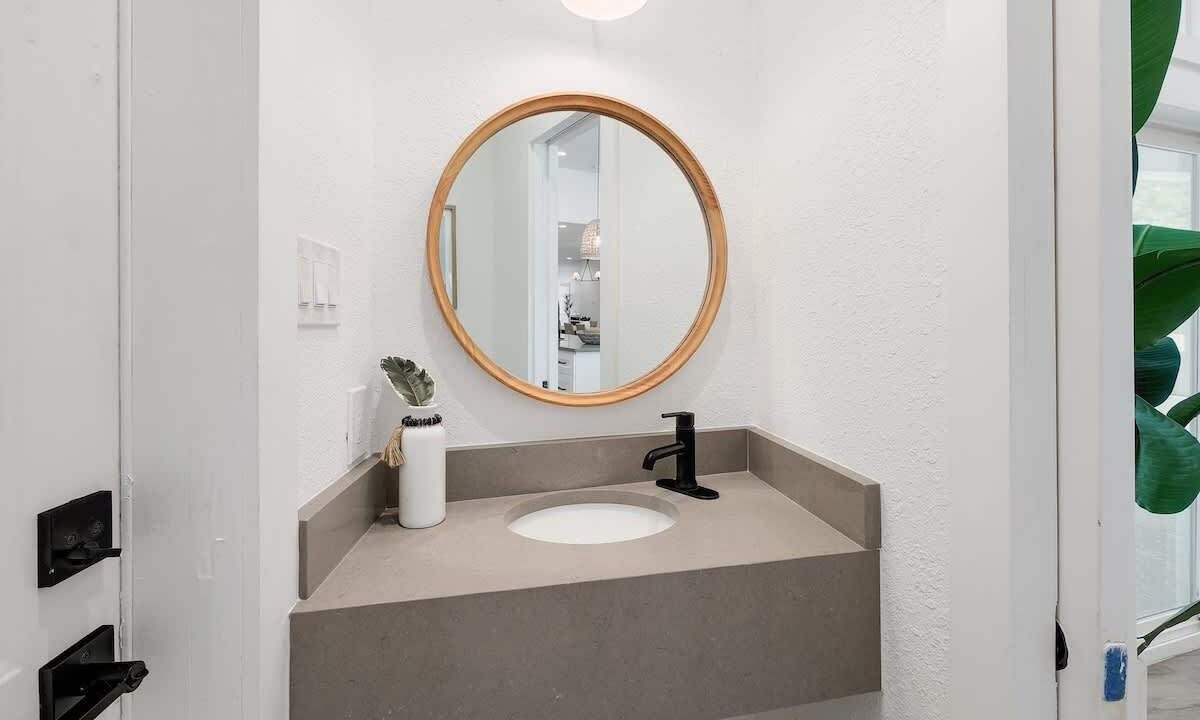 Photo of Bathroom in Burnet