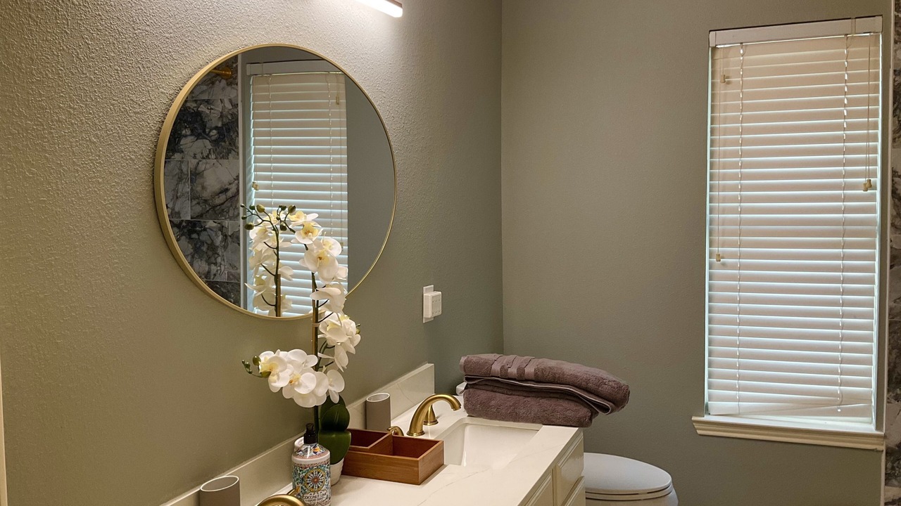 Photo of Bathroom in Highland Village