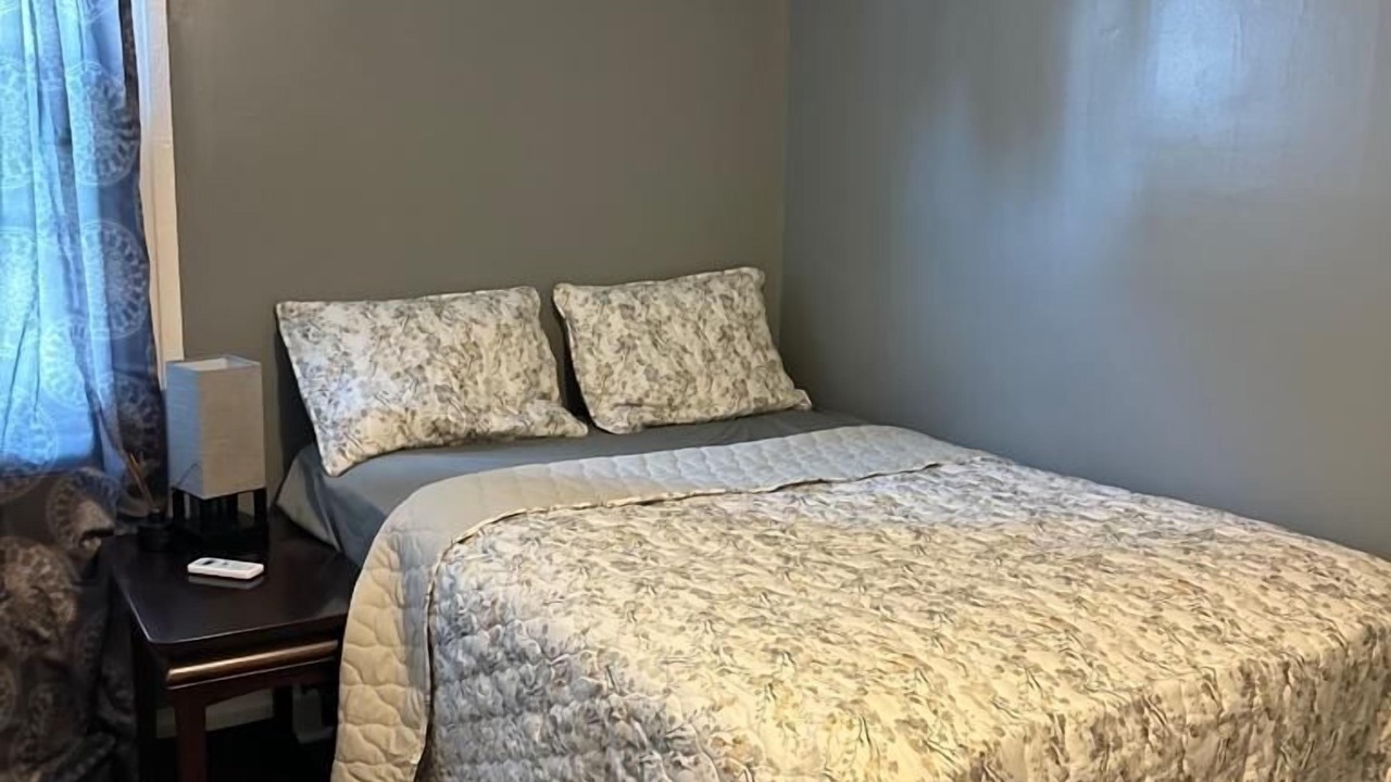 Photo of Bedroom in Chambersburg