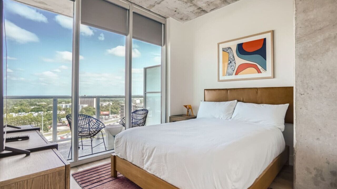 Photo of Bedroom in Rainey Street Historic District