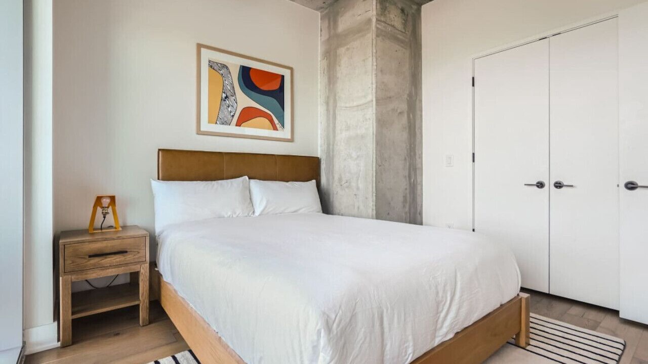 Photo of Bedroom in Rainey Street Historic District