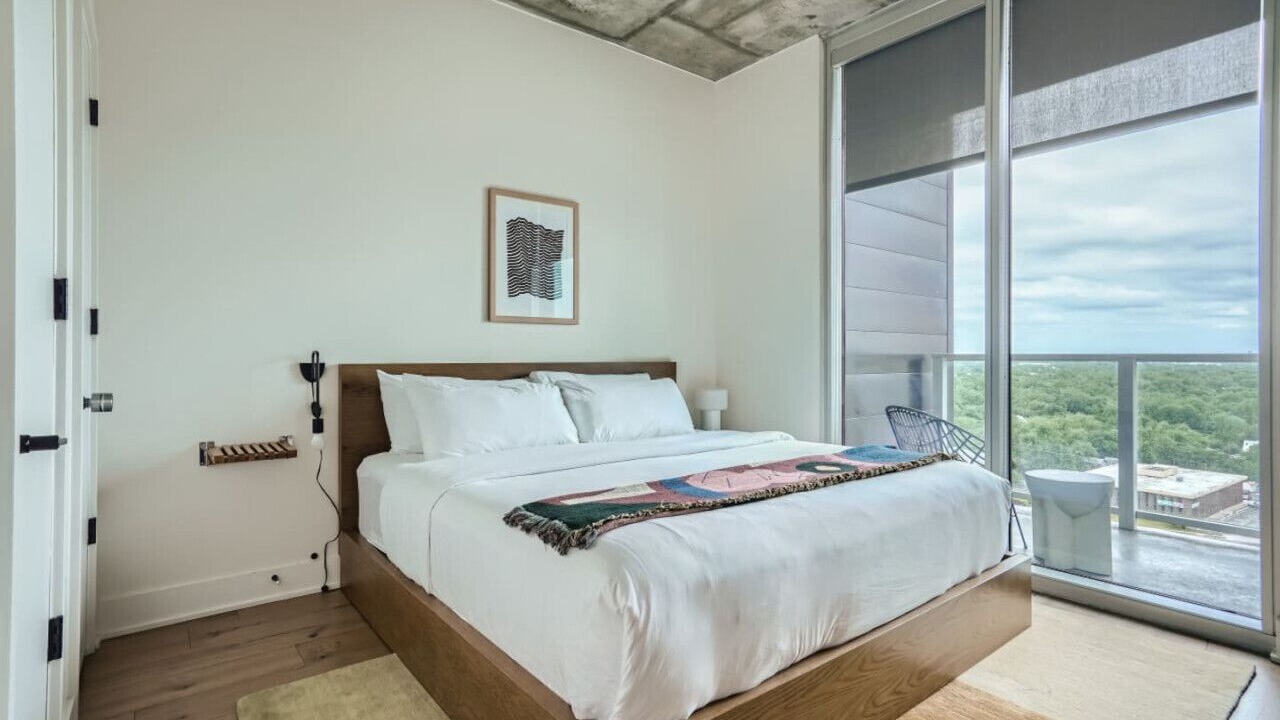 Photo of Bedroom in Rainey Street Historic District