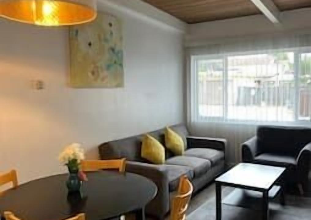 Photo of Livingroom in Richmond Annex