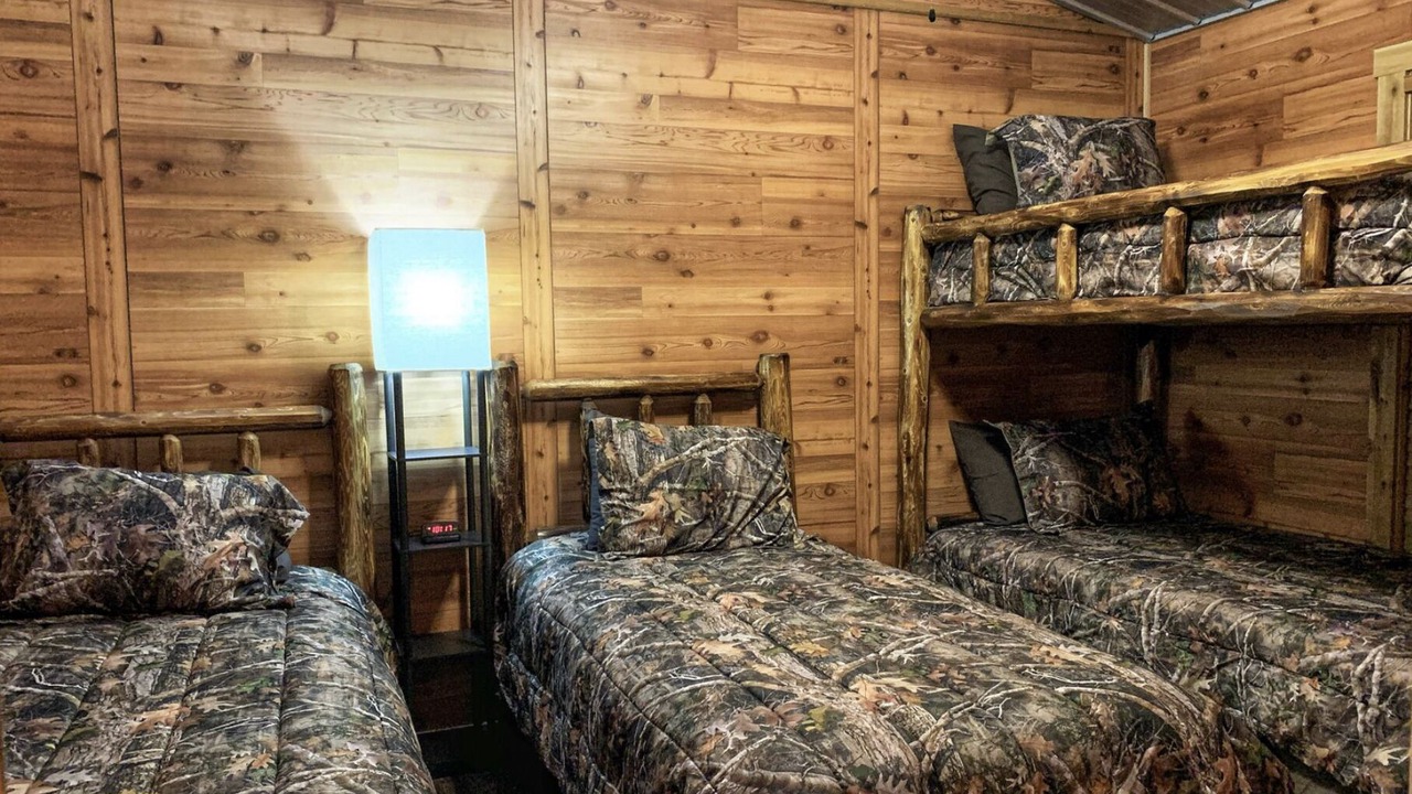 Photo of Bedroom in Piney Woods