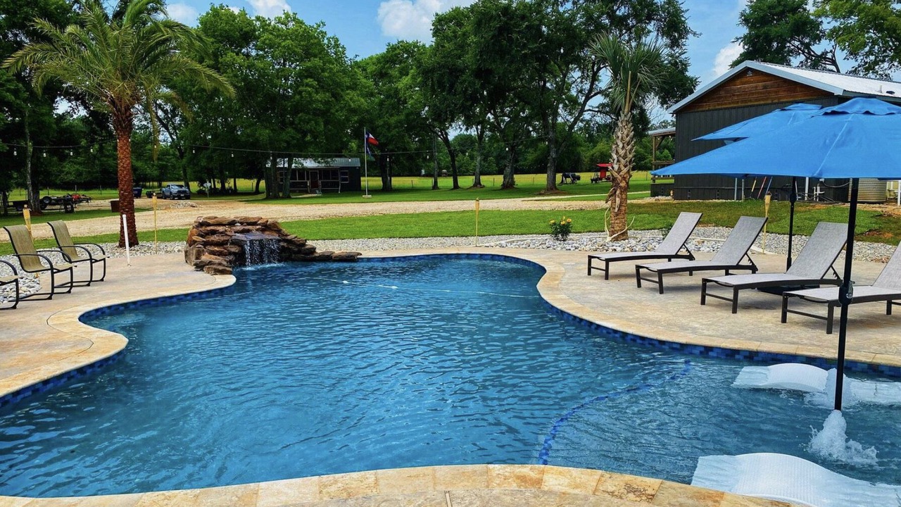 Photo of Outdoor in Piney Woods
