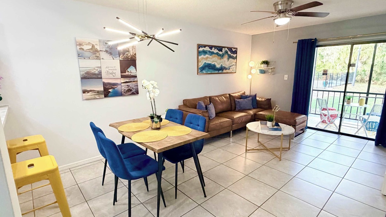 Photo of Livingroom in Titusville