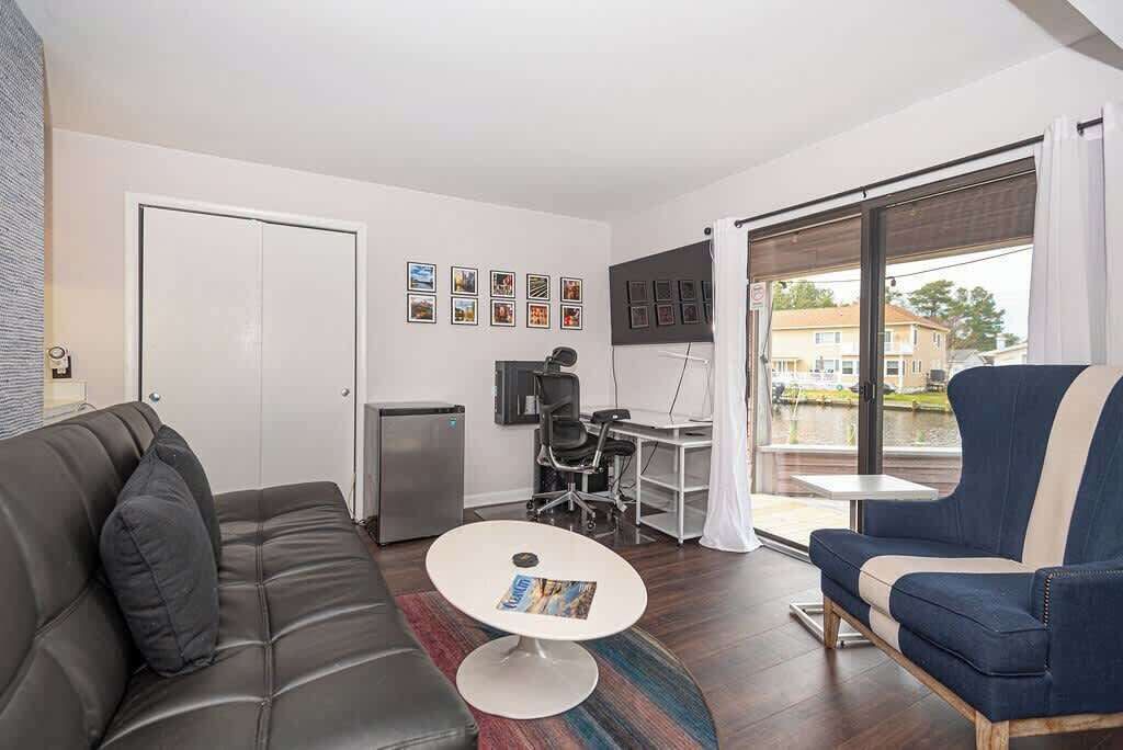 Photo of Livingroom in Ocean Pines