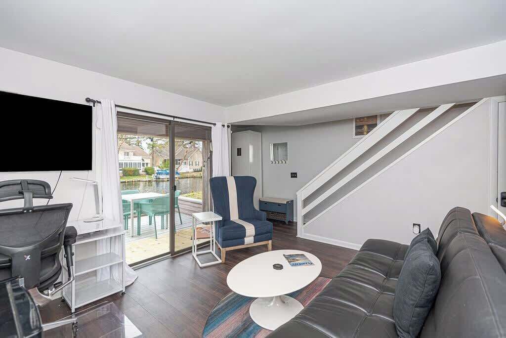 Photo of Livingroom in Ocean Pines