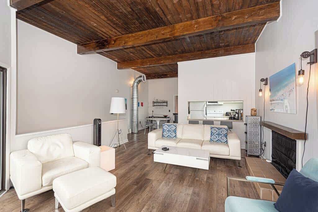 Photo of Livingroom in Ocean Pines