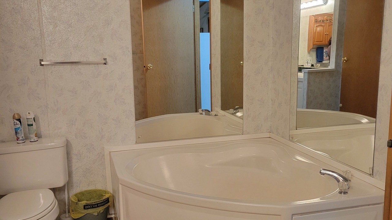 Photo of Bathroom in Reading
