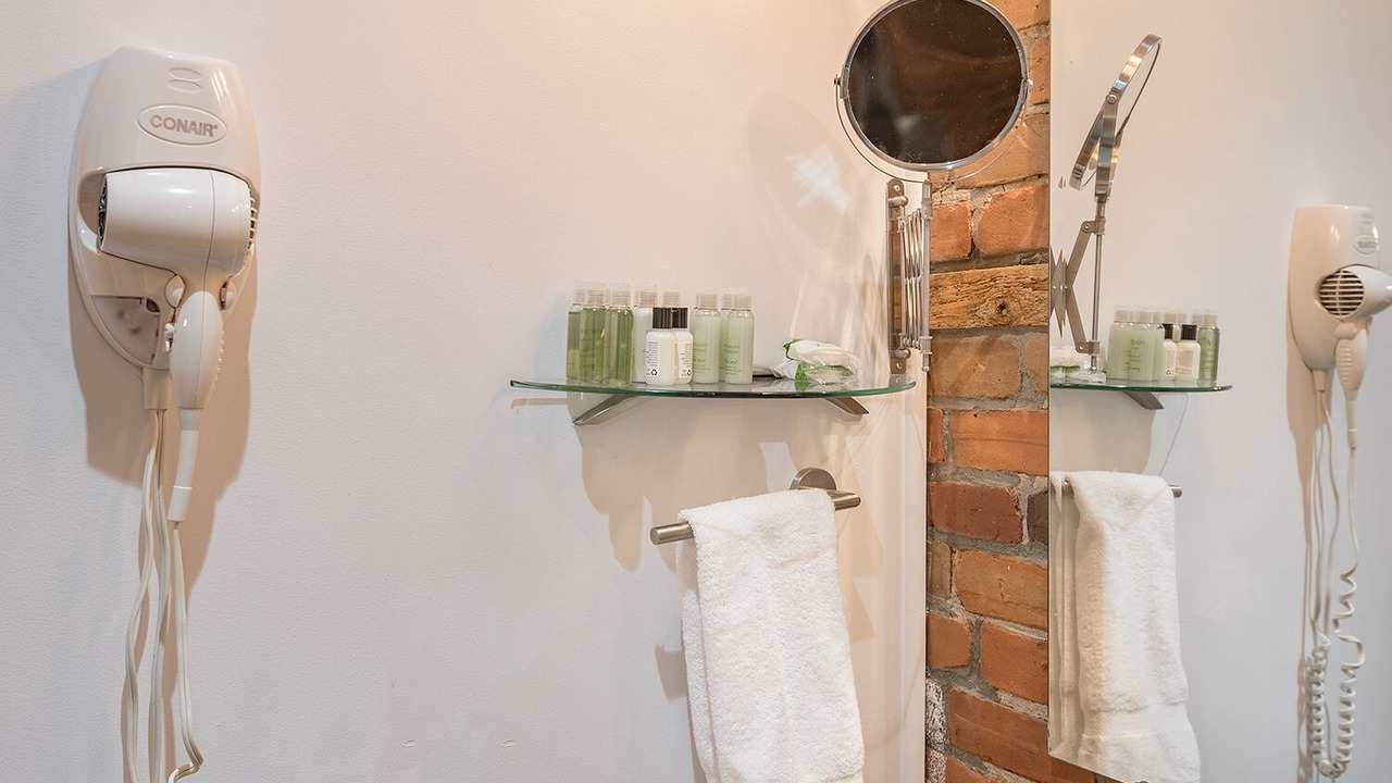 Photo of Bathroom in International District