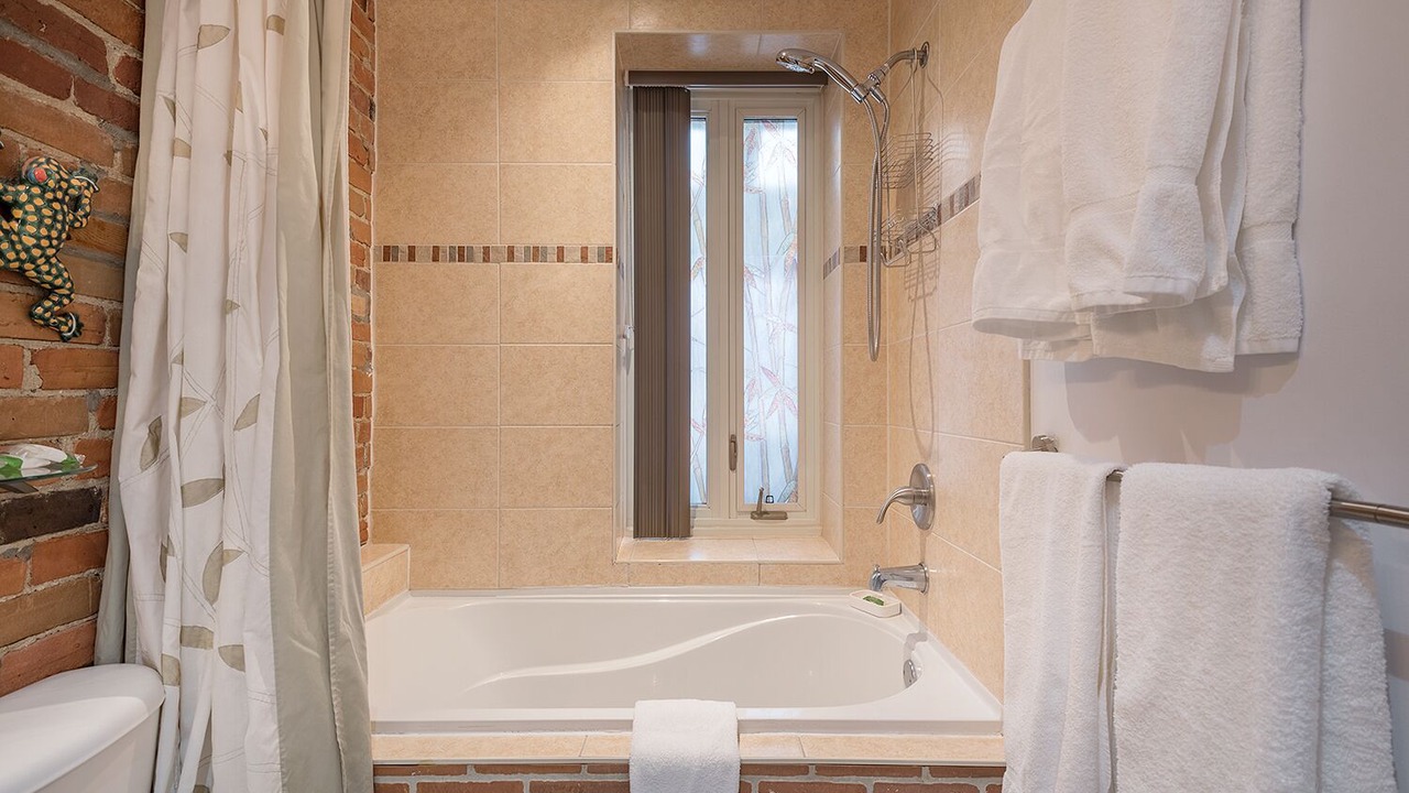 Photo of Bathroom in International District