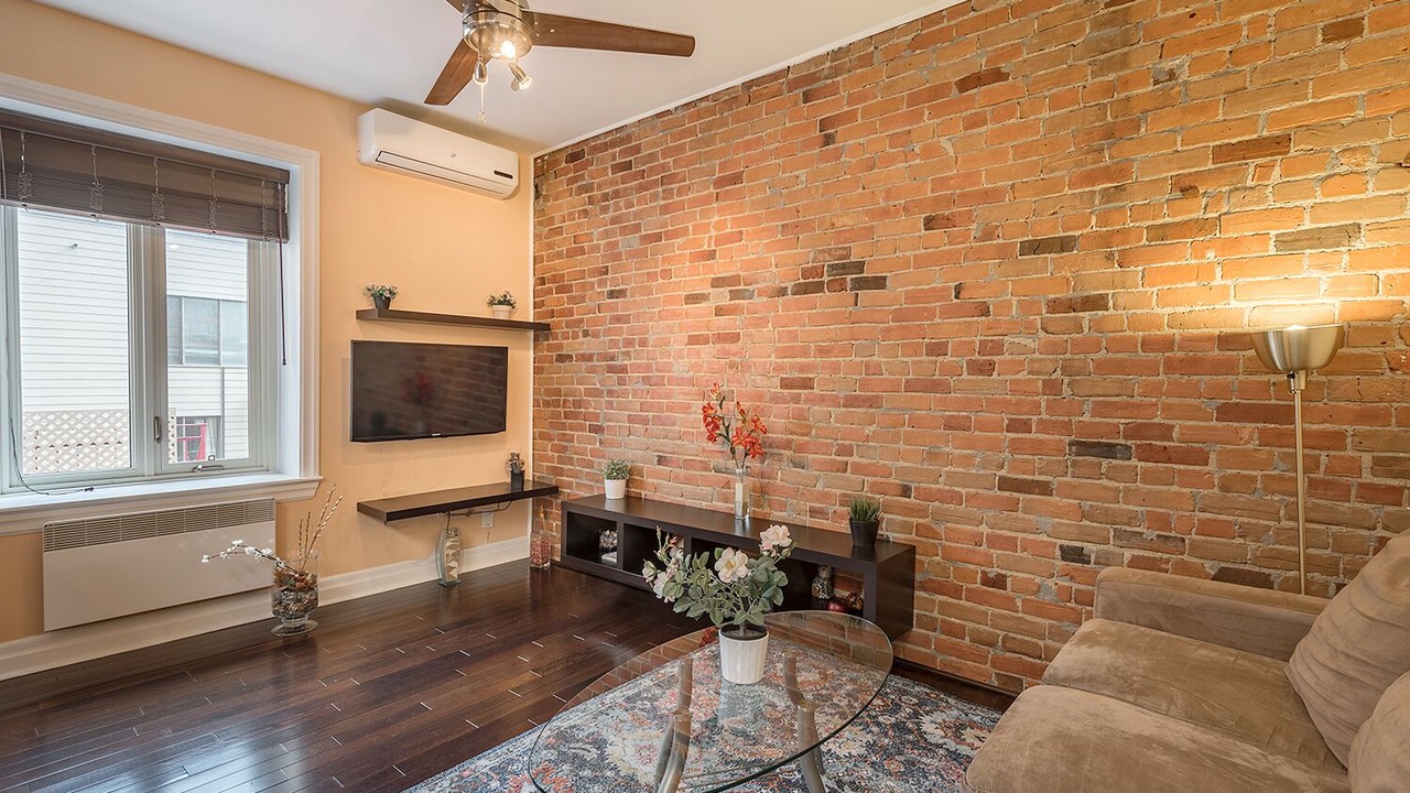 Photo of Livingroom in International District