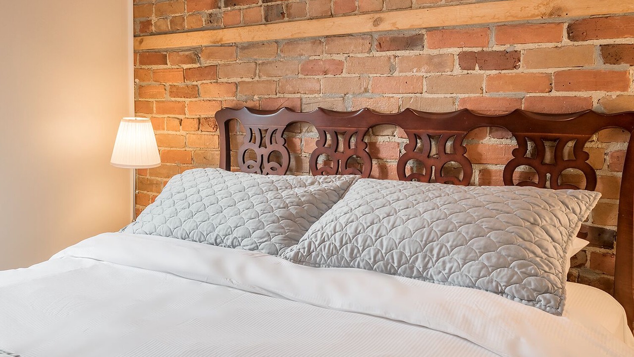 Photo of Bedroom in International District