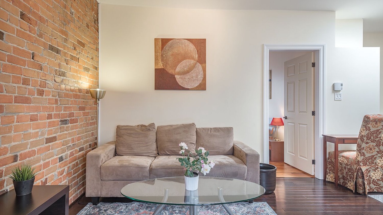 Photo of Livingroom in International District