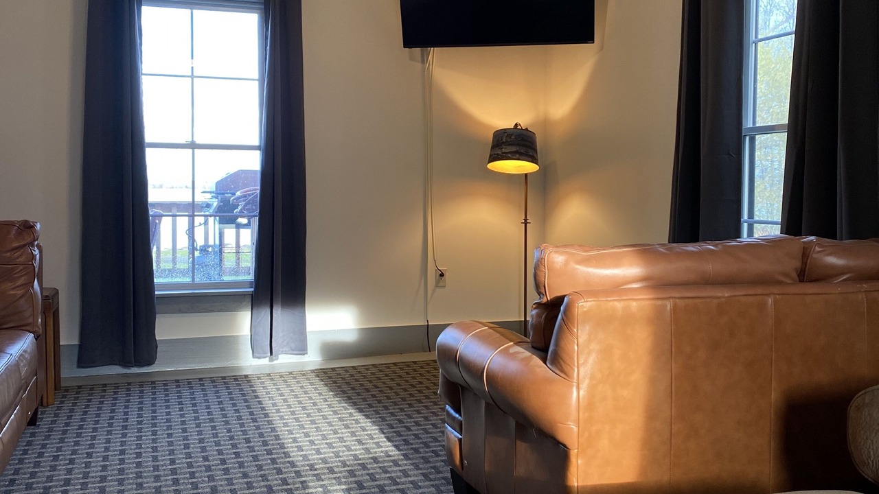 Photo of Livingroom in Champlain