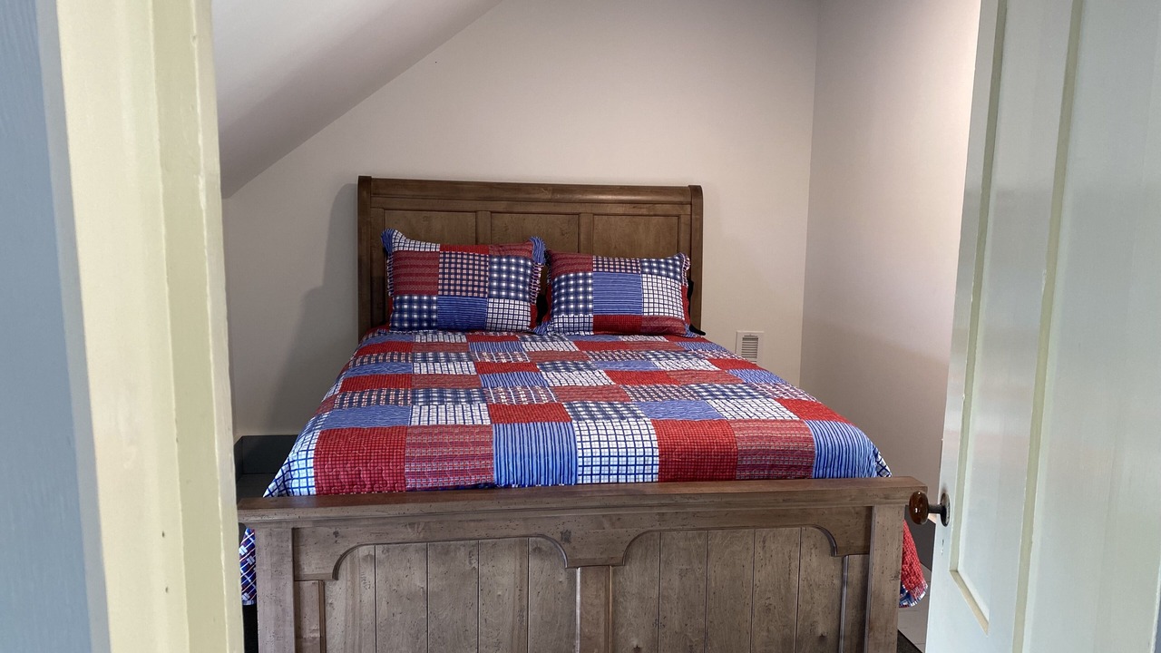 Photo of Bedroom in Champlain