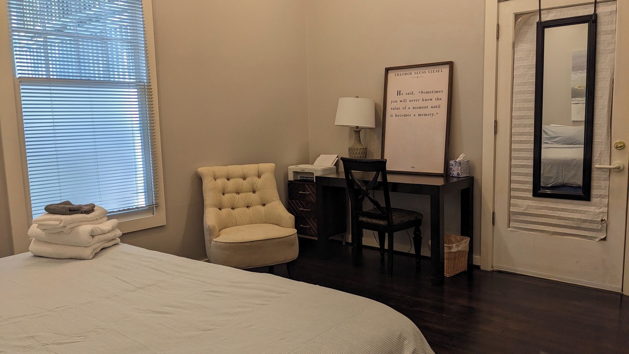 Photo of Bedroom in Downtown