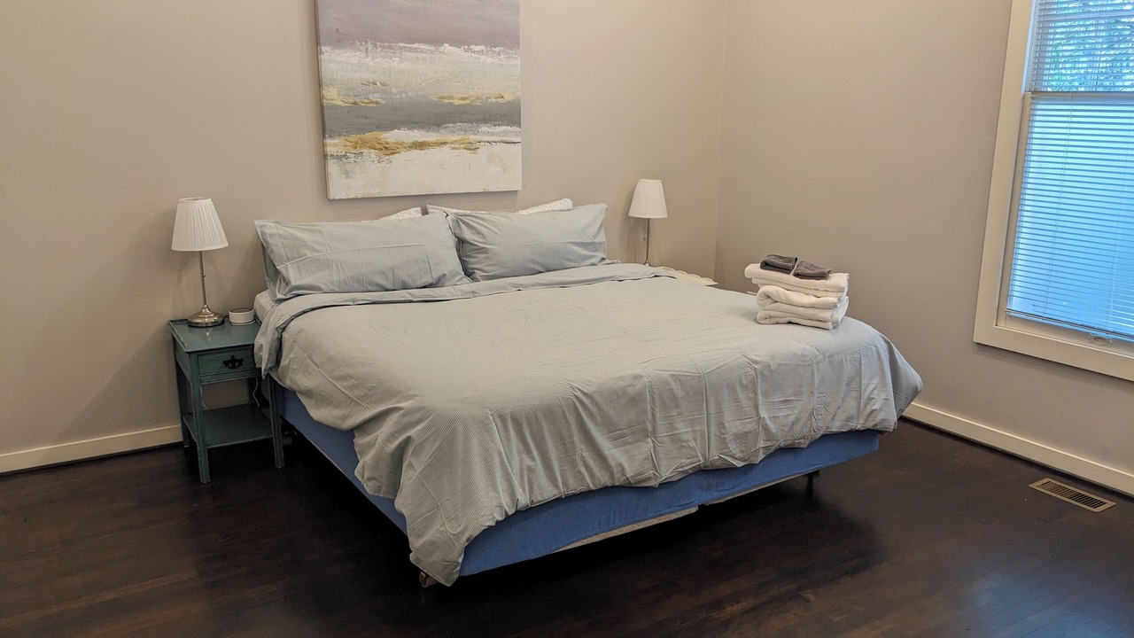 Photo of Bedroom in Downtown