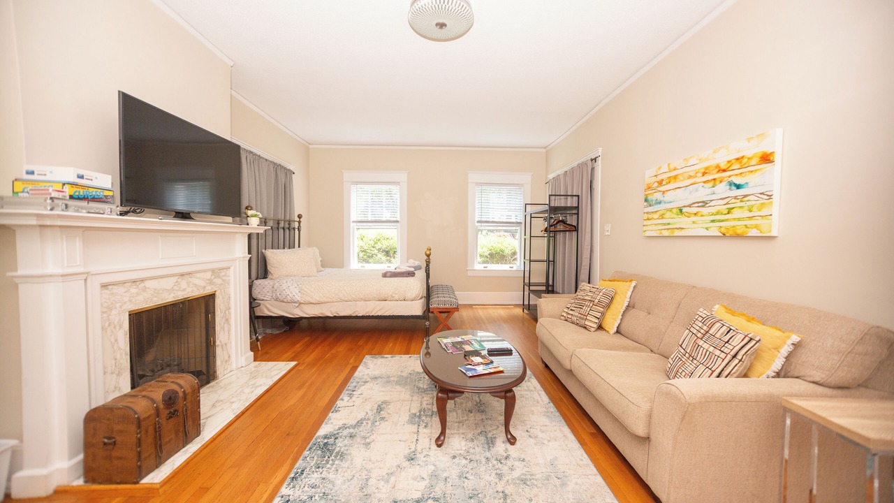 Photo of Livingroom in Durham