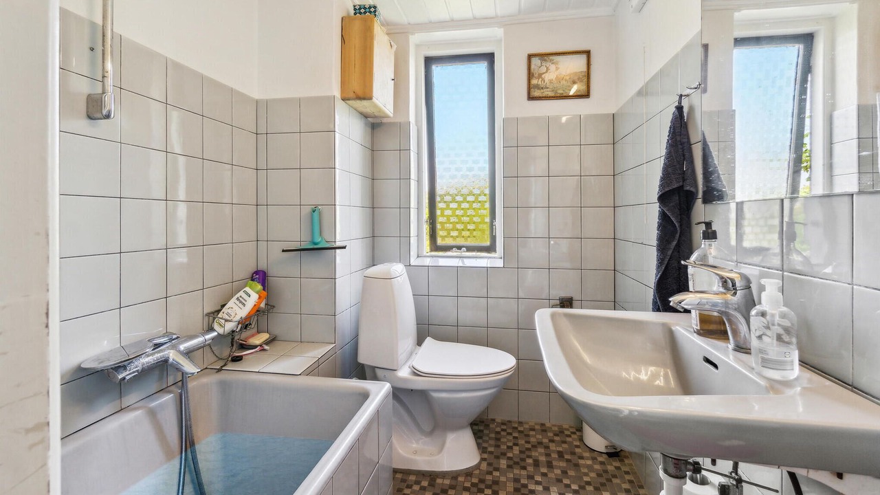 Photo of Bathroom in Fej