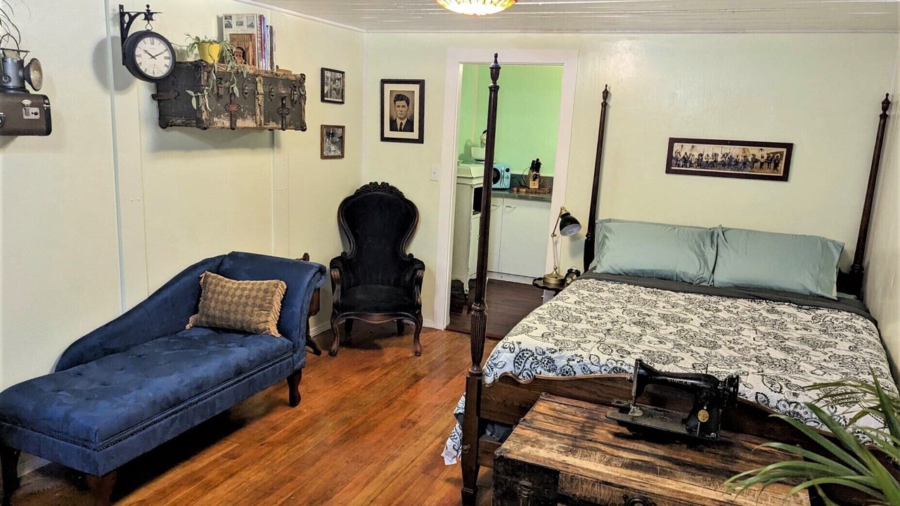 Photo of Bedroom in Westlake