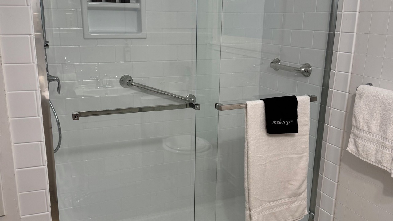 Photo of Bathroom in Lampasas