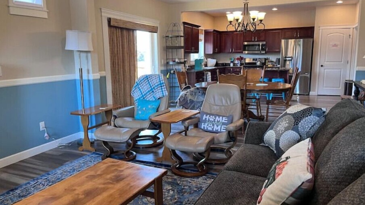 Photo of Livingroom in Enumclaw