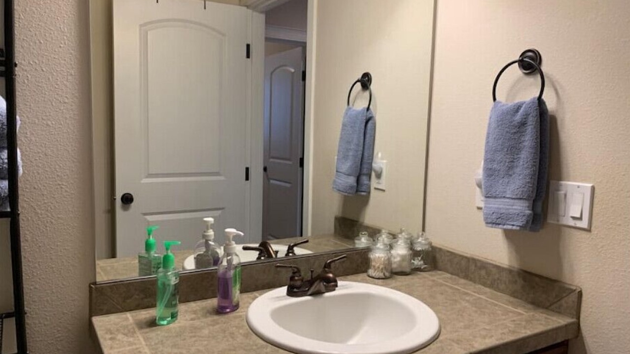 Photo of Bathroom in Enumclaw