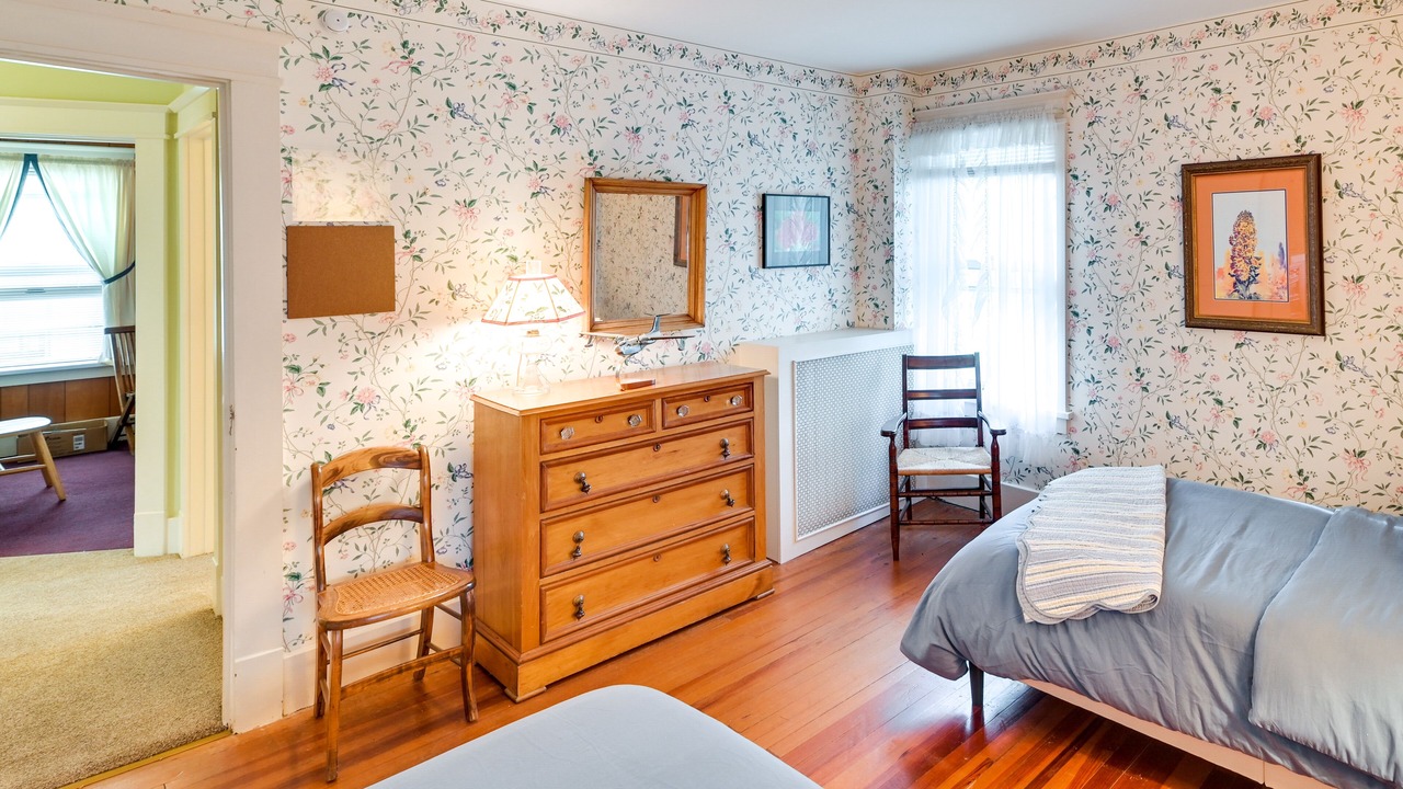 Photo of Bedroom in Caledonia