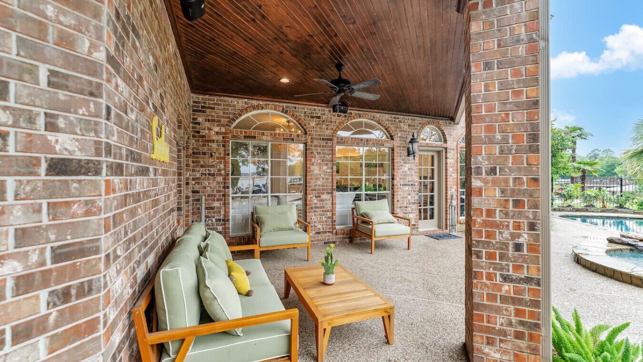 Photo of Patio Balcony in Atascocita