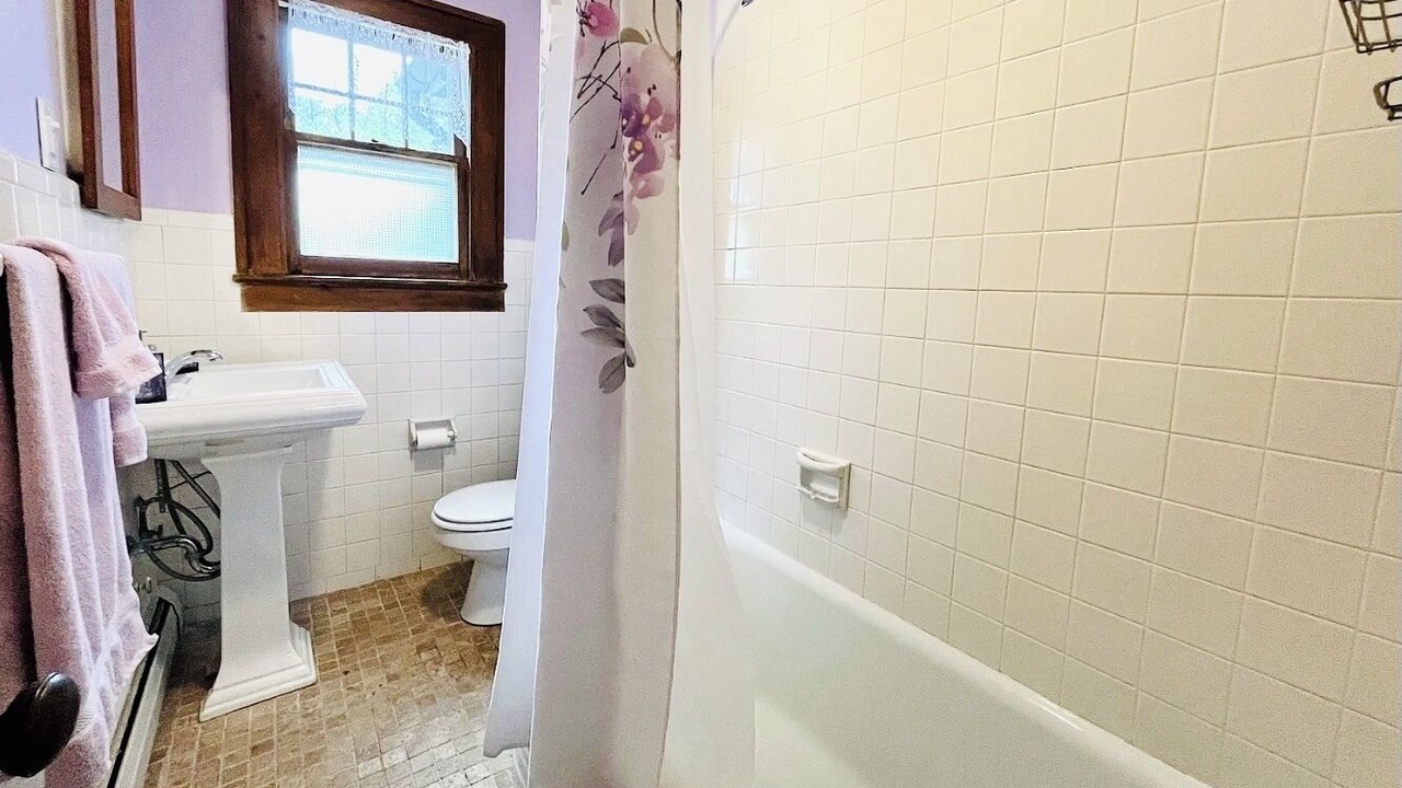 Photo of Bathroom in Cold Spring