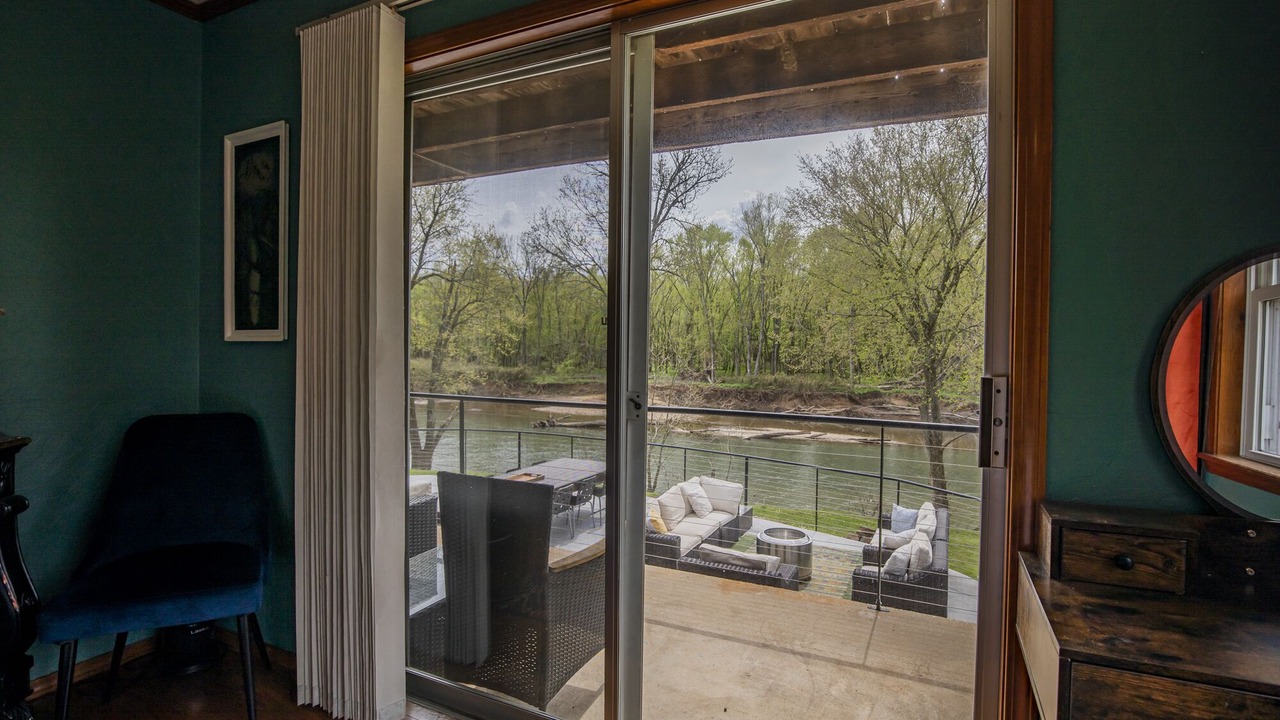 Photo of Livingroom in Siloam Springs