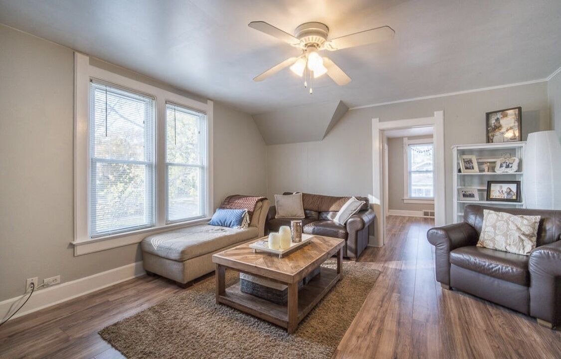 Photo of Livingroom in Port Washington