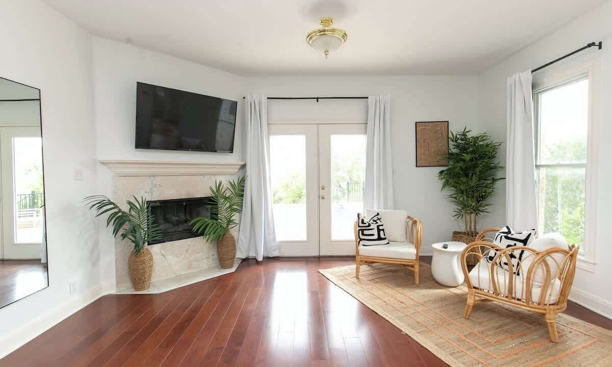 Photo of Livingroom in Spicewood