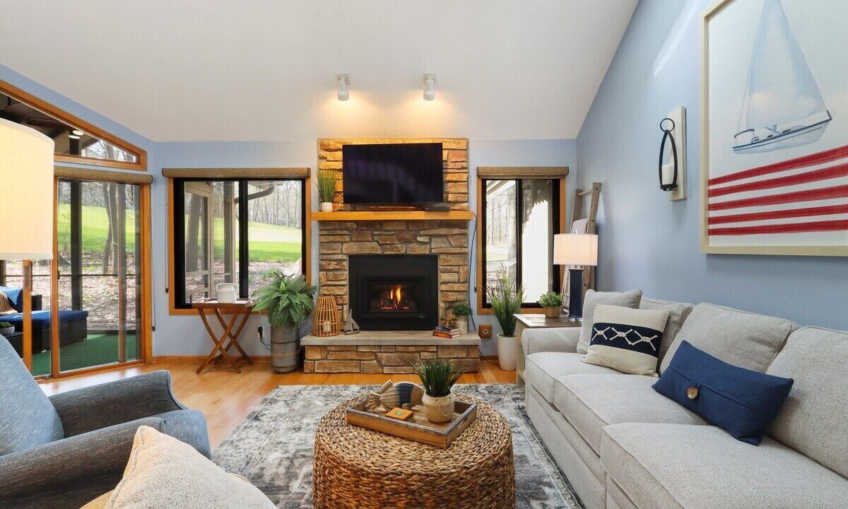 Photo of Livingroom in Fontana