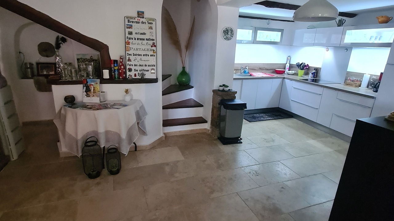 Photo of Kitchen in Le Plan-de-Grasse