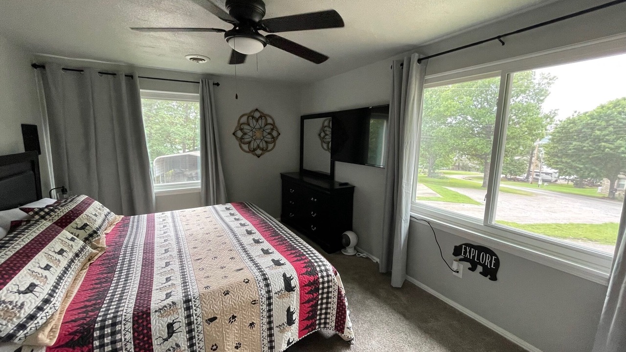 Photo of Bedroom in Hulbert